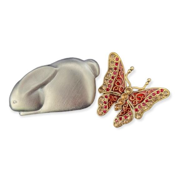 Liz Claiborne Jewelry - Estate Vintage LC Signed Brooches/Pins